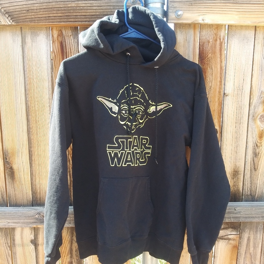 Vintage Embrodied Yoda Starwars Hoodie